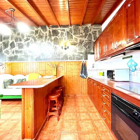 Holiday home Casa Rural 3 Con Barbacoa Cerca De Playa